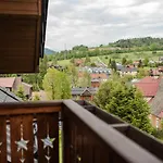 Daire Apartament Sloneczna Rapsodia - Dwupoziomowy Apartament Z Widokiem, Tarasem I Ogrodem Rabka-Zdrój