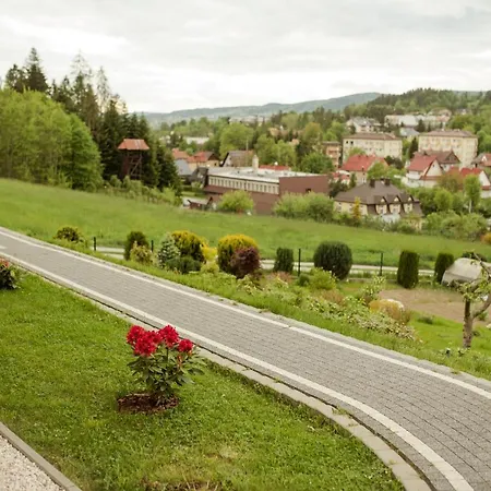 Sloneczna Rapsodia - Dwupoziomowy Z Widokiem, Tarasem I Ogrodem Apartmán Rabka